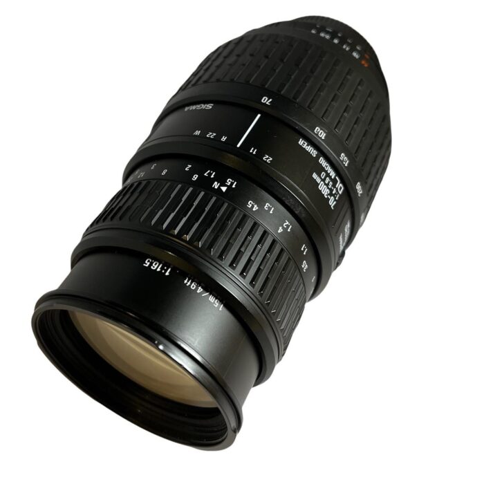 Sigma 70-300mm. f 1:4-5.6D DL Macro Súper. Para Nikon
