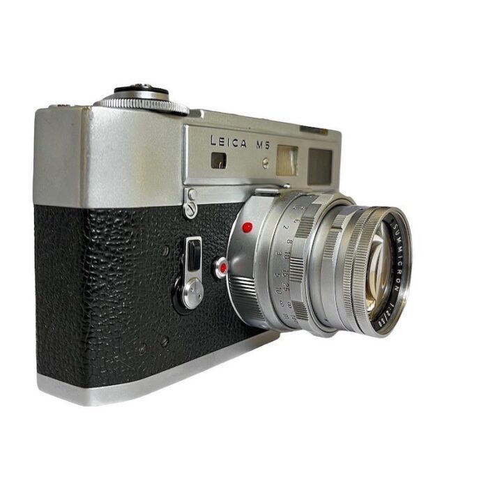 Leica M5 + Leitz Wetzlar 50 / 1:2 Summicron